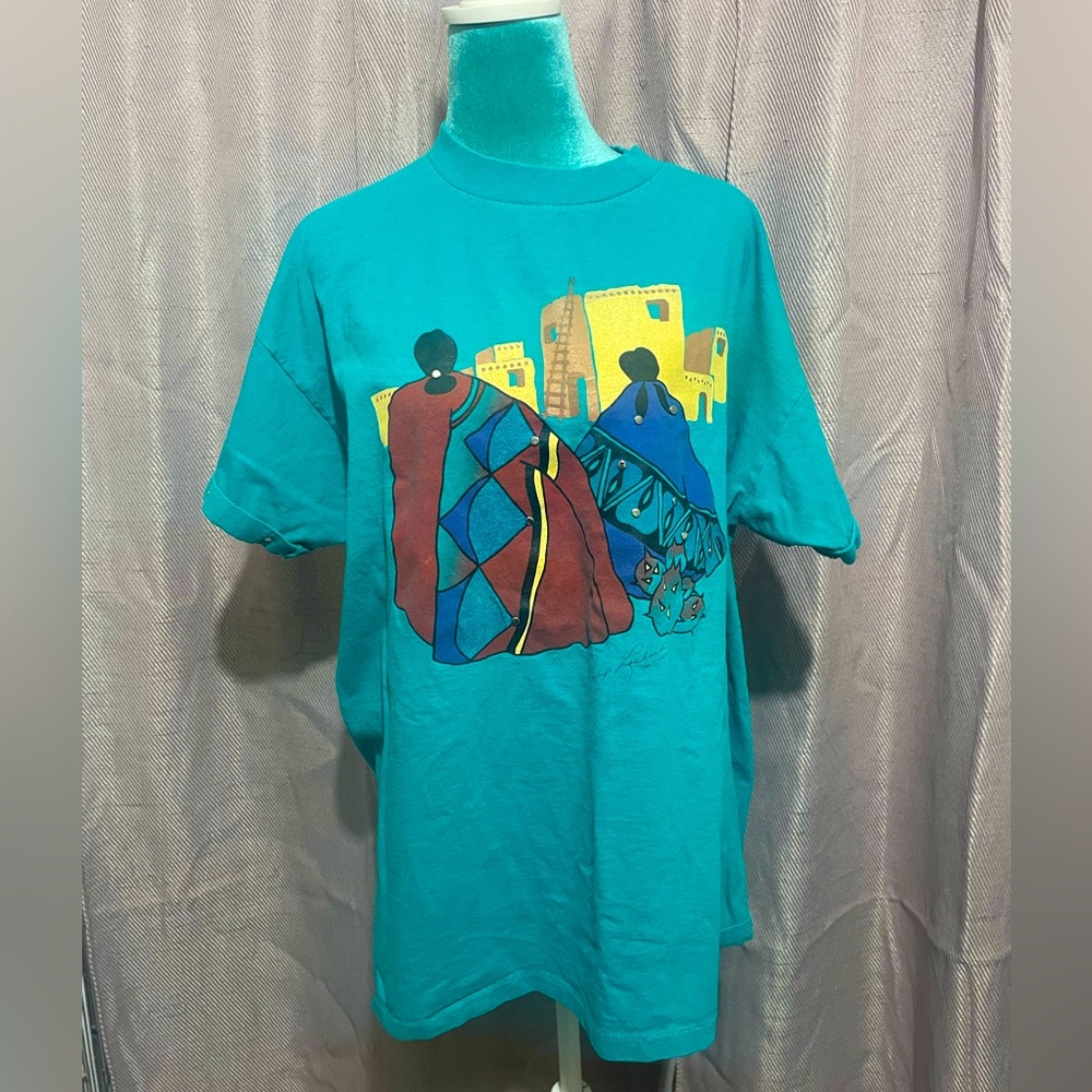 Oneita: vintage graphic tee